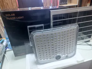 1200 Lumens 500w Solar Floodlight