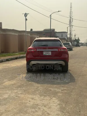 Mercedes-Benz GLA-Class GLA250 4dr SUV (2.0L 4cyl Turbo 7AM) 2015 Red