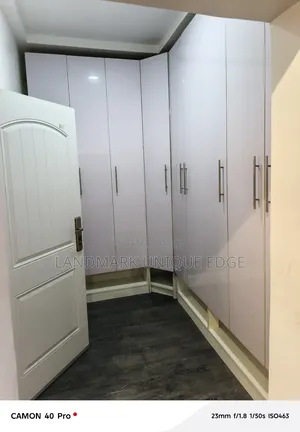 Furnished 4bdrm Townhouse / Terrace in Diamond City, Idu Industrial