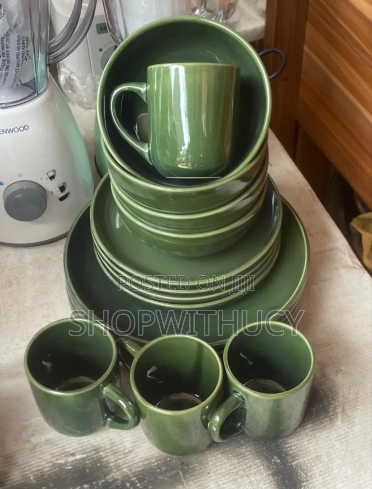 16-Piece Stoneware Dinnerware Set