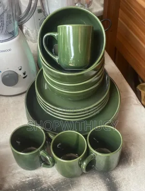 16-Piece Stoneware Dinnerware Set