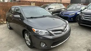 Toyota Corolla LE 4dr Sedan (1.8L 4cyl 4A) 2012 Black