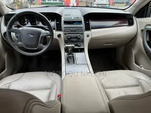Ford Taurus 2010 Gold