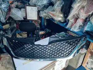 Front Grill/Grille For Sienna 2016 Brand New 90k