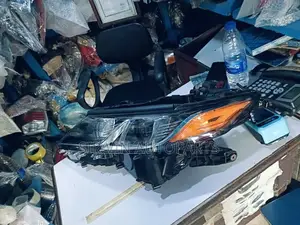 Headlight/Headlamp For Camry 2018 Le (Brand New)