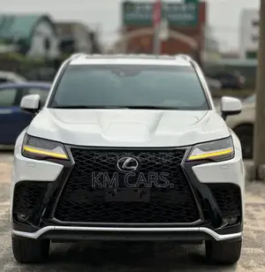 Lexus LX 600 2022 White