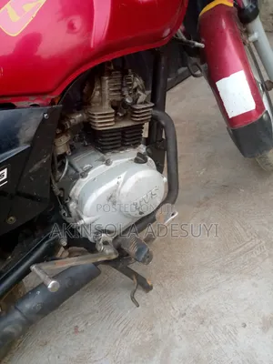 TVS HLX Plus ES 2020 Red