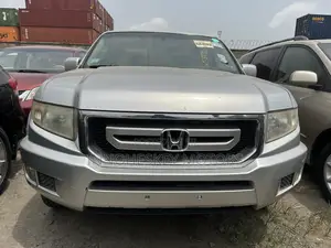Honda Ridgeline 2011 Silver