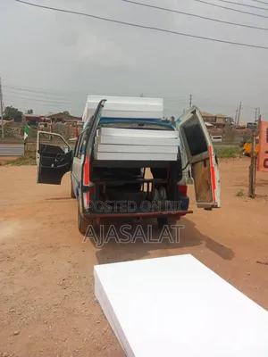 Polystyrene Bord and Parapet