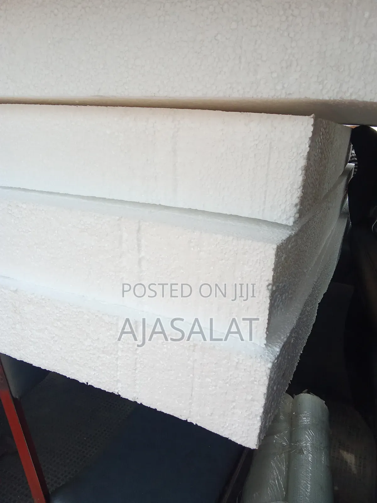 Polystyrene Bord and Parapet