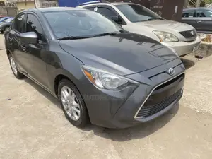 Toyota Yaris iA 1.5 FWD 2018 Gray