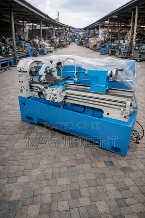 Heavy-Duty 1 Meter Industrial Lathe Machine – High Precision