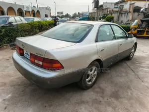Lexus ES 300 1999 Silver