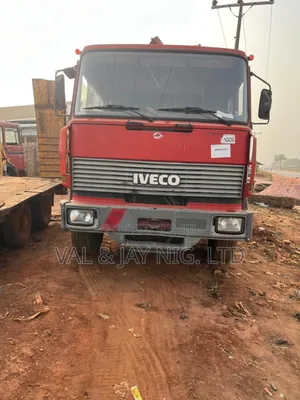 11 Tons Iveco Hiab Self-Loader - Foreign Use