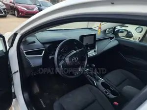 Toyota Corolla 2023 White