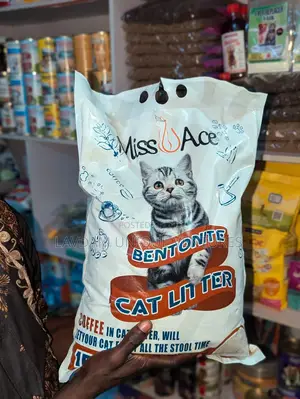 Miss Ace Bentonite Cat Litter Strong Clumping