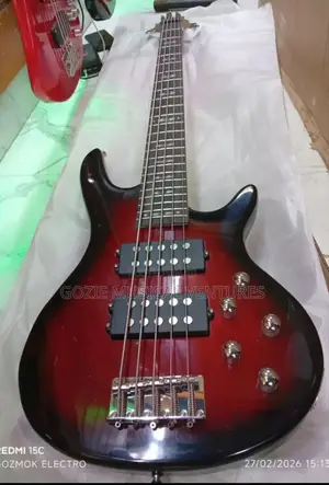 Yamaha Passive Bass Guitar Five Strings
