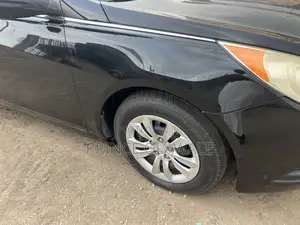 Hyundai Sonata 2011 Black