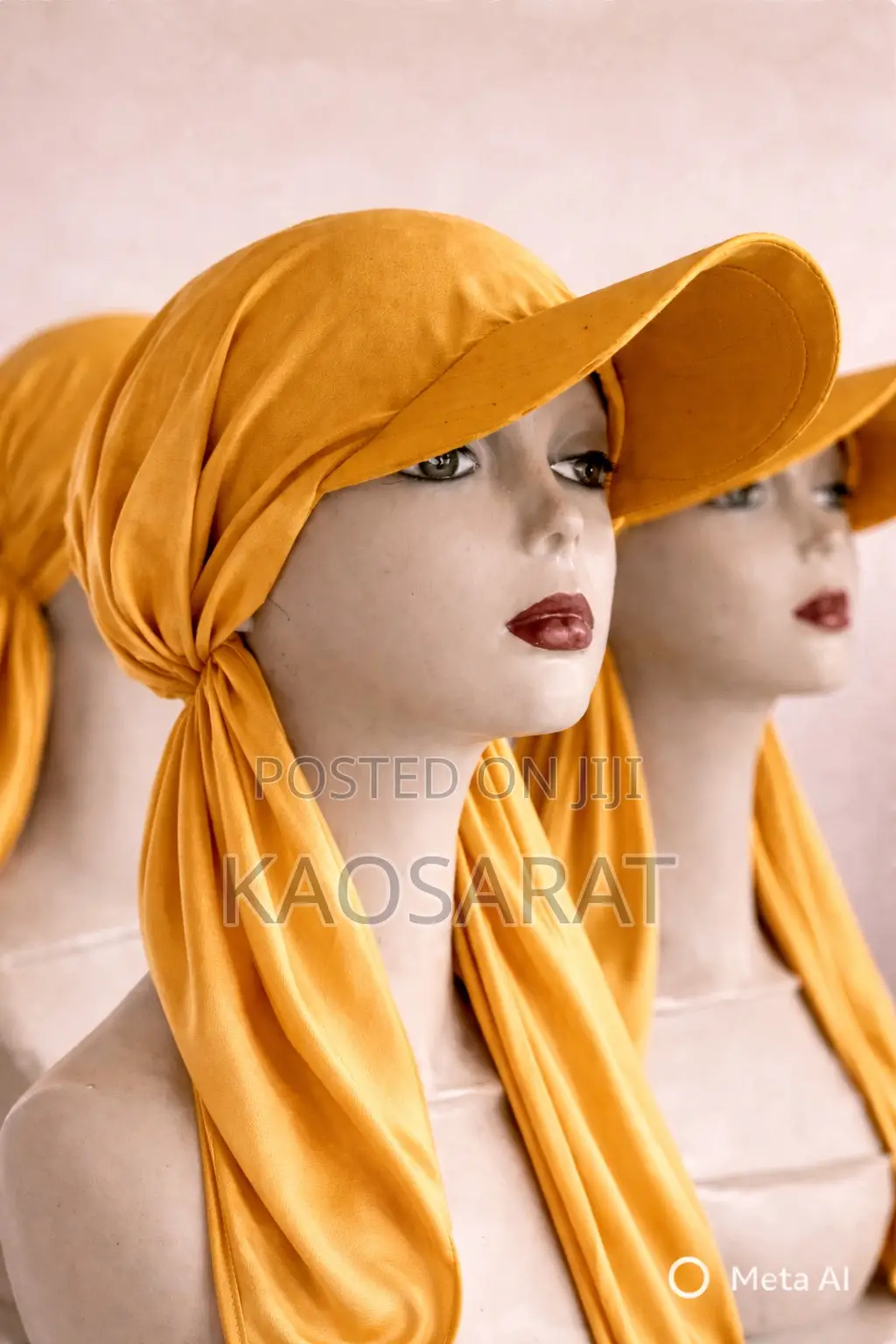 Toyo Facescarf