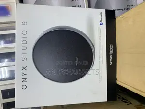 Onyx Studio 9