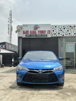 Toyota Camry SE 4dr Sedan (2.5L 4cyl 6A) 2017 Blue
