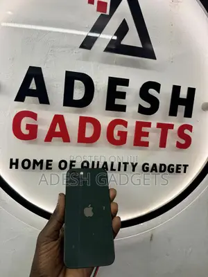 Apple iPhone 13 128 GB Green