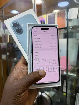 Apple iPhone 16 128 GB Green