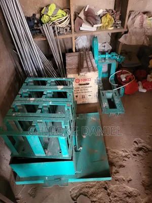 Complete Sets of Blocks Moul