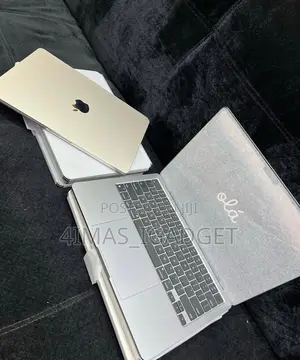 Laptop Apple MacBook Air 2022 M2 8GB Intel Core M2 SSD 256GB