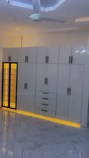 Standard Design of Wobrope With Luxury Design