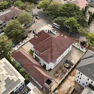 7bdrm Duplex in Jabi Main for sale