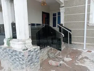 Frameless Glass