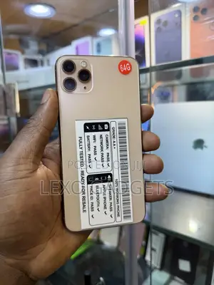 Apple iPhone 11 Pro Max 64 GB Gold
