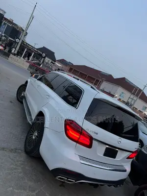 Mercedes-Benz GLE-Class GLE 550 4MATIC 2015 White