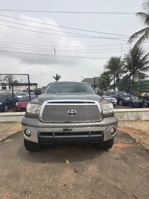 Toyota Tundra Double Cab 4x4 Limited 2012 Brown