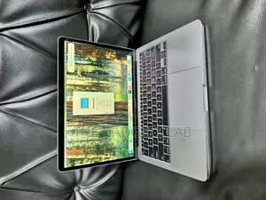 Laptop Apple MacBook Air 2020 8GB Intel Core i5 SSD 256GB