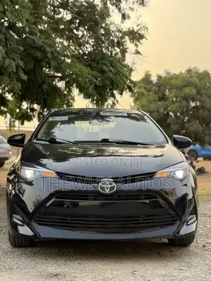 Toyota Corolla LE ECO 4dr Sedan (1.8L 4cyl CVT) 2017 Black