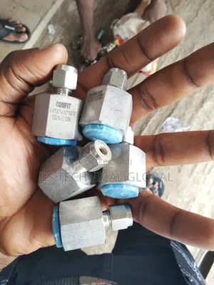 1/4 Od X 1/2 NPT Female Thread