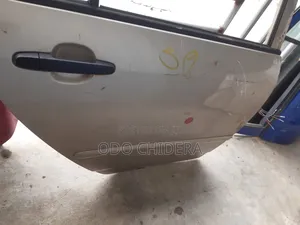 Back Door Corolla 2005