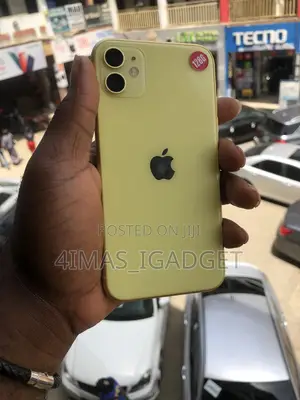 Apple iPhone 11 128 GB Yellow