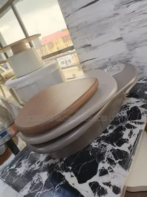 High Quality Center Table
