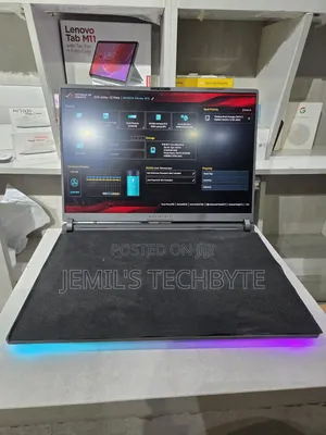Laptop Asus ROG Strix G731G 32GB Intel Core Ultra 9 SSD 2T