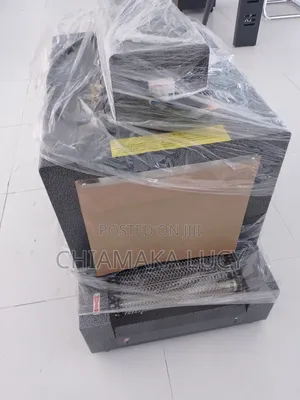 Shrink Packaging Machine