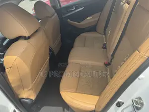 Nissan Maxima 4dr Sedan 2016 White