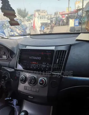 Hyundai Veracruz Android Player + Reverse Camera