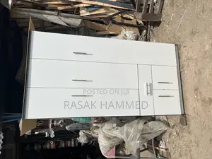 3ft by 6ft Wardrobe Off White