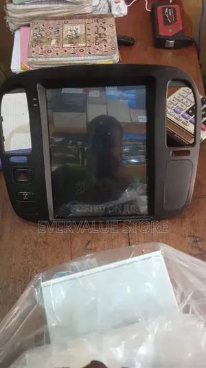 Toyota Land Cruiser 1998-2002 Tesla Android