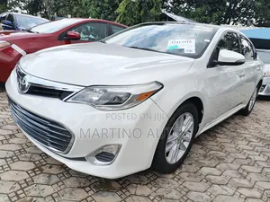Toyota Avalon 2013 White