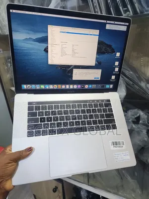 Laptop Apple MacBook 2018 16GB Intel Core i7 SSD 512GB