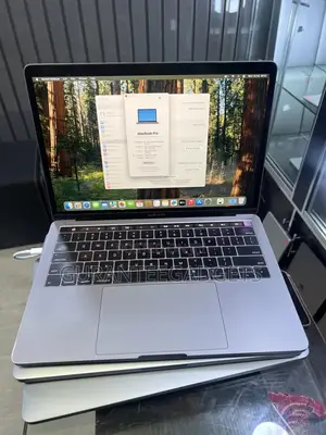 Laptop Apple MacBook Pro 2018 16GB Intel Core i7 SSD 1T